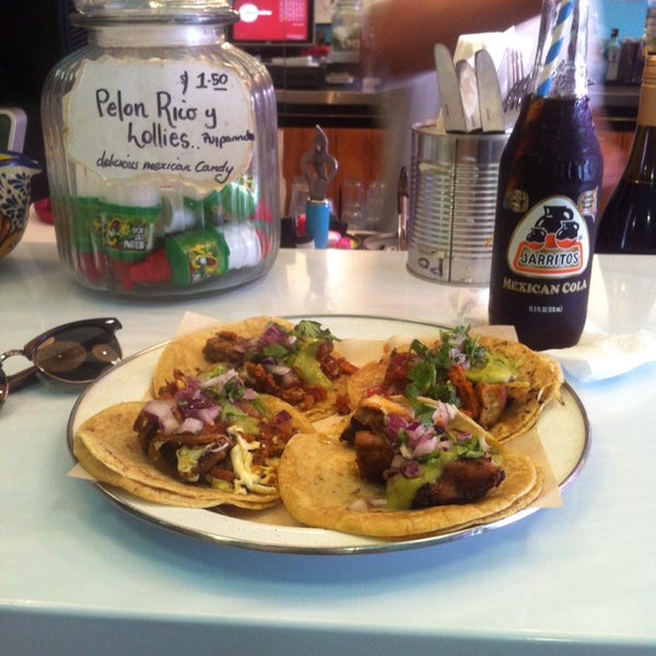 Photo taken at Si Señor Art Taqueria by Diego A. on 3/17/2014