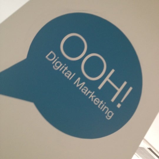 Foto diambil di OOH! Marketing Digital oleh Roberto E. pada 10/26/2012