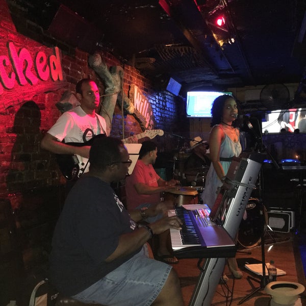 Photo taken at Wicked Willy&#39;s by Stacy on 6/19/2016