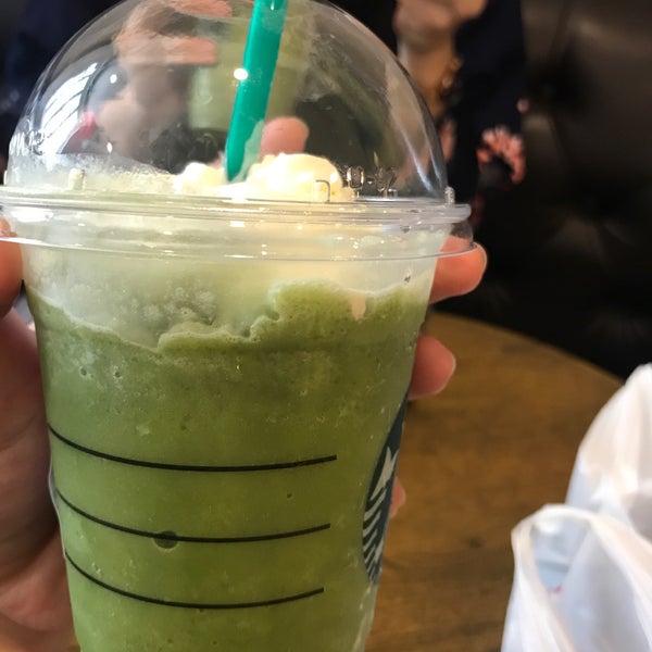 Das Foto wurde bei Starbucks Reserve Store von Farina N. am 4/2/2018 aufgenommen