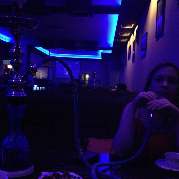 Фото кальяна в клубе без лица