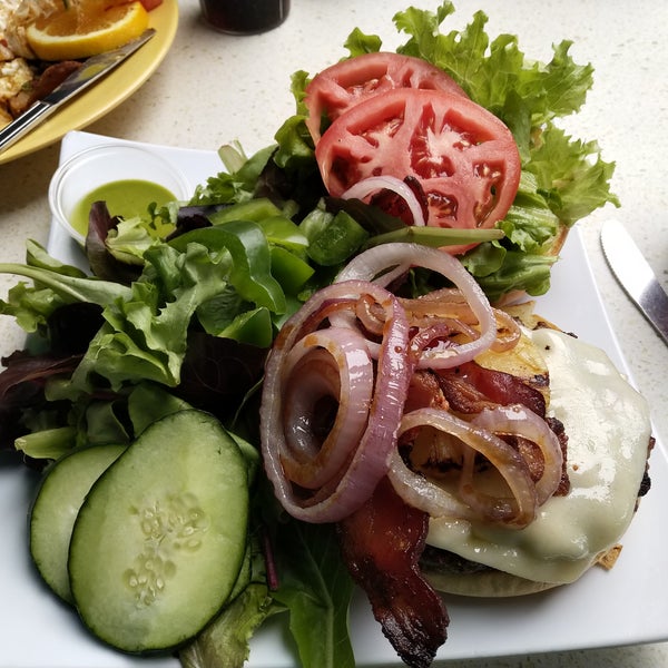 Hula burger and garden salad is awesome