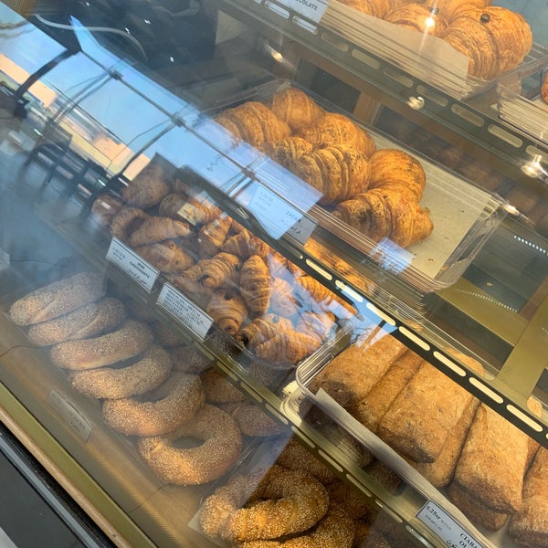 Foto scattata a Bai Bakery مخبز الباي da Jasmin K. il 10/12/2019