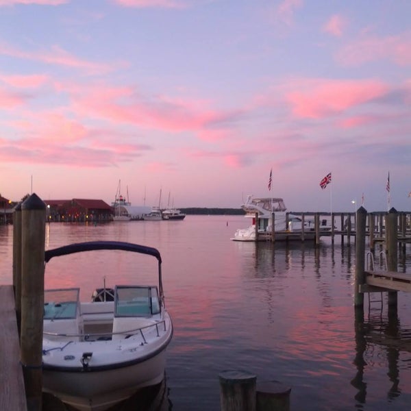 The beer and drink selection is top notch, the food is cooked fresh on an outside grill, and the view is priceless... This is a great spot to kick back, relax, and enjoy Maryland's Eastern Shore Life.