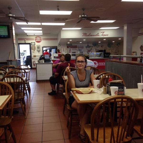 Photo taken at TX Burger - Madisonville by Olga K. on 8/28/2014