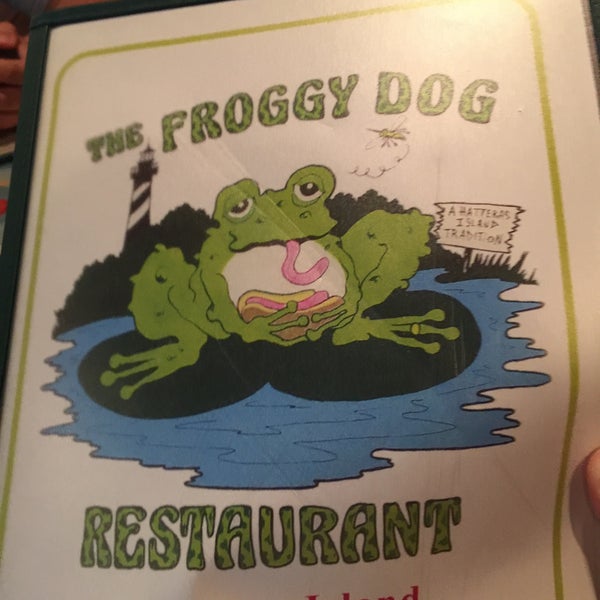 Photo taken at The Froggy Dog by Moca W. on 6/8/2016