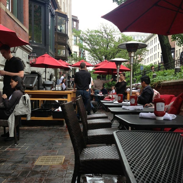 MET Back Bay New American Restaurant in Back Bay East