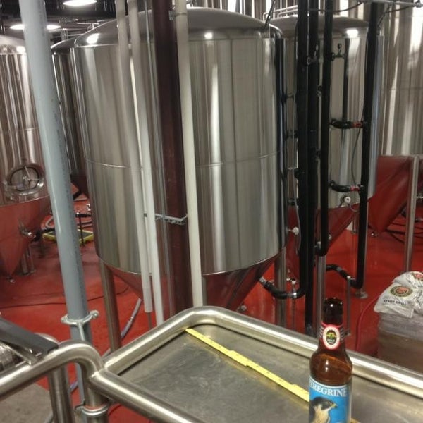 8/12/2013에 Chris A.님이 Shmaltz Brewing Company에서 찍은 사진