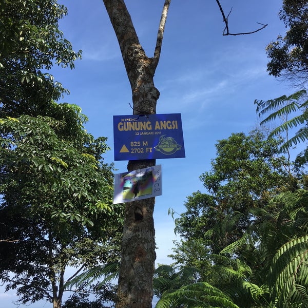 Photos At Puncak Gunung Angsi Seremban Negeri Sembilan