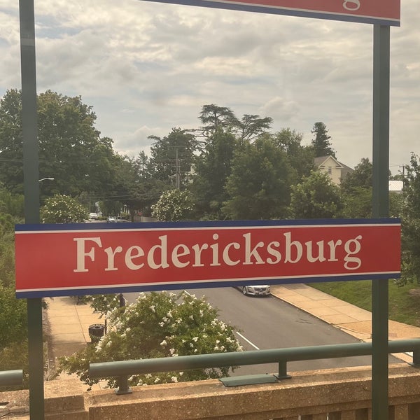 Fredericksburg VRE/Amtrak Station (FBG) Rail Station in Fredericksburg