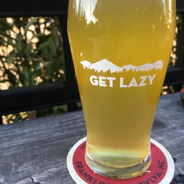 Photo taken at Lazy Hiker Brewing Co. by Vince L. on 10/13/2020