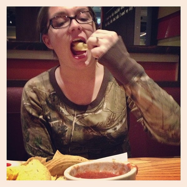 Photo taken at Chili&#39;s Grill &amp; Bar by Tiffanie H. on 12/27/2012