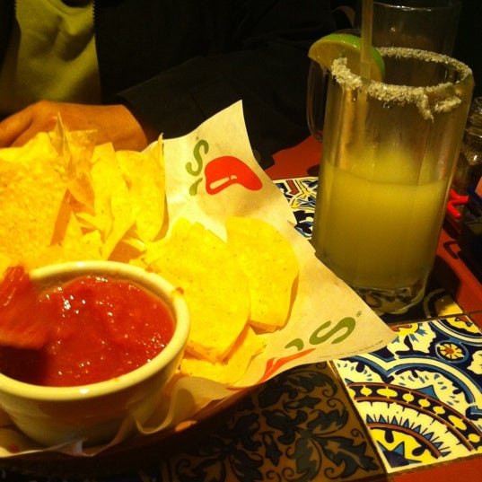 Photo taken at Chili&#39;s Grill &amp; Bar by Taryn M. on 2/9/2013