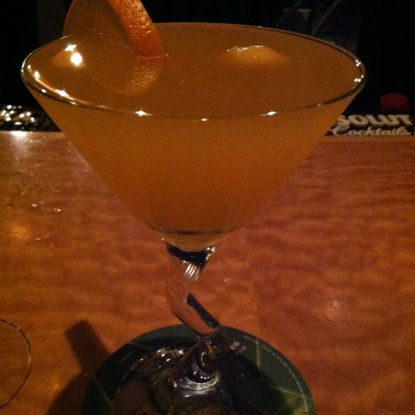 Mango martini is a great purchase. A sexy atmosphere and dim lighting make it a good place for friends or a date, and in any circumstance, you will be able to hear the other person.