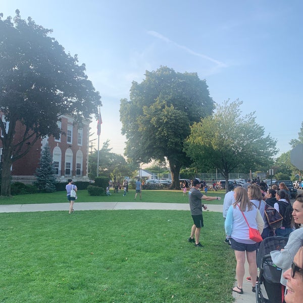 Floral ParkBellerose Elementary School 1 Larch Ave