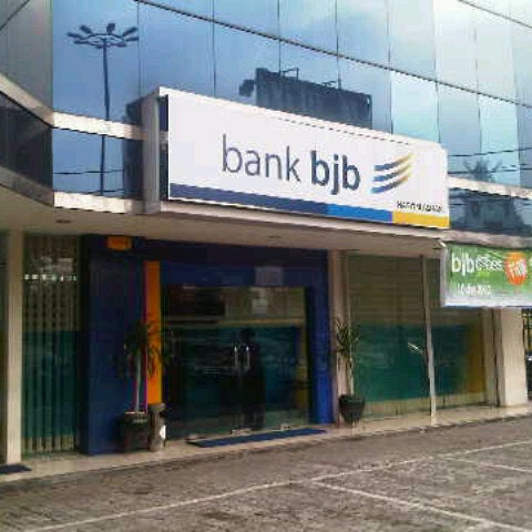 Bank bjb cabang hasyim ashari - Bank in Jakarta Pusat