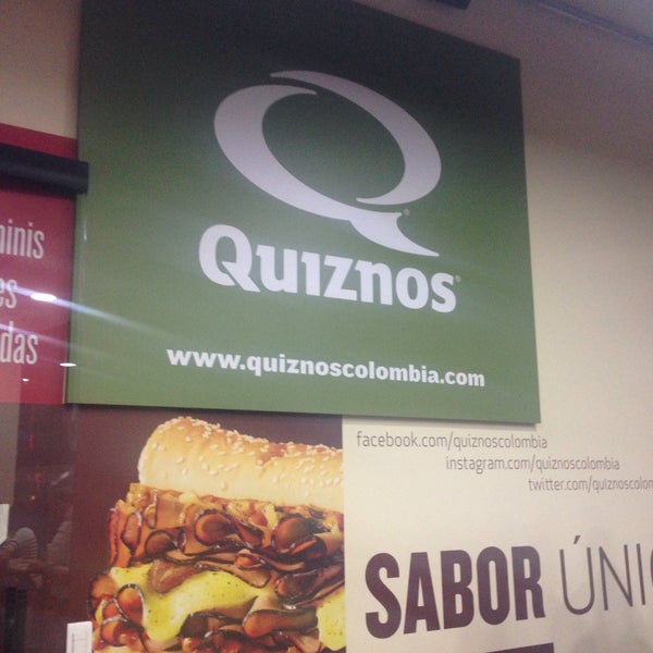 Foto tomada en Quiznos  por Francisco U. el 1/15/2016