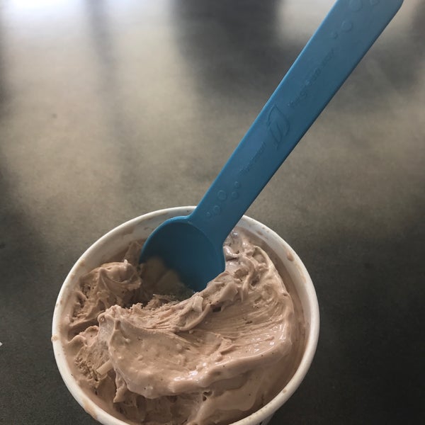 4/9/2017에 Luana O.님이 Chill-N Nitrogen Ice Cream에서 찍은 사진