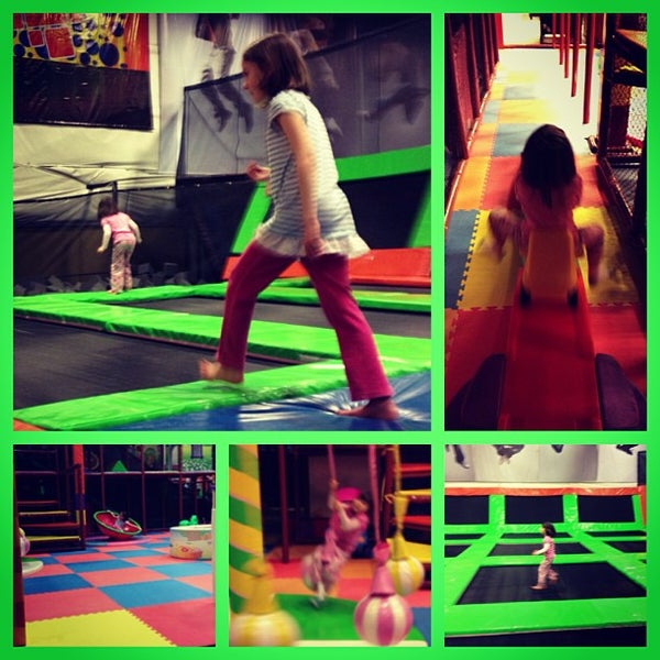 Photo taken at Elevated Sportz Ultimate Trampoline Park &amp; Event Center by Leena P. on 2/20/2013