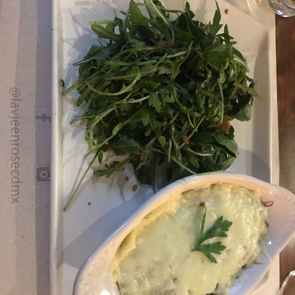 9/8/2018にNora S.がRestaurant La Vie en Roseで撮った写真
