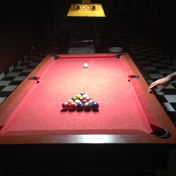 Bar hot киев. Лазер бар. Hot бар 2. Barhot клуб. Москва большой саввинский переулок 12с10а hot collection.