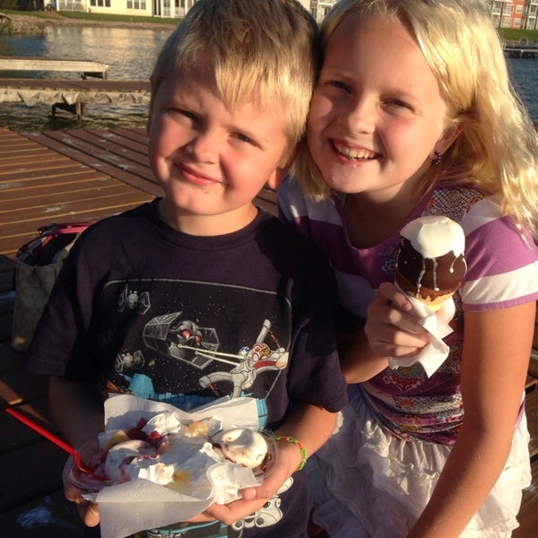 Dairy Queen 13134 Lake Shore Drive Cedar Lake Indiana 1 tip from 23