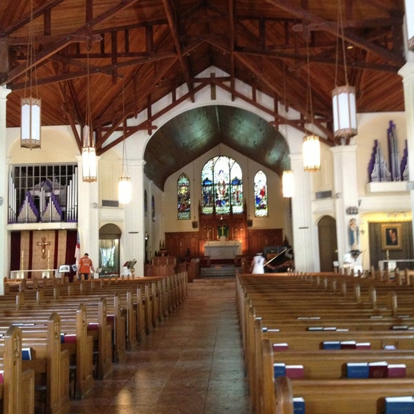 Foto tirada no(a) St. Paul&#39;s Episcopal Church por Mary Marie Maria em 9/21/2013