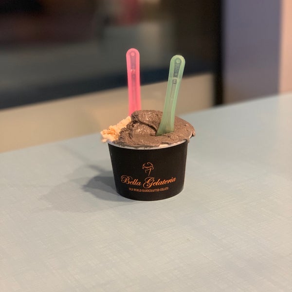 Photo taken at Bella Gelateria by Pedro F. on 9/8/2019