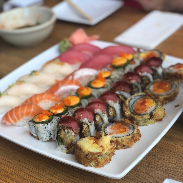 Foto scattata a Maiko Sushi Lounge da Pedro F. il 8/16/2018