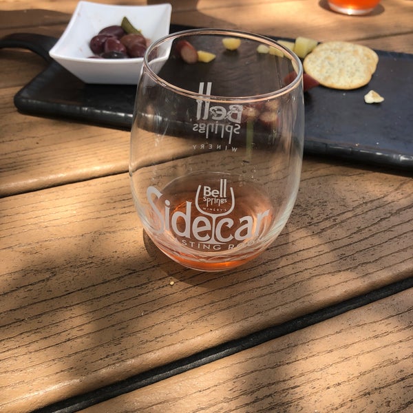 Foto diambil di Bell Springs Winery oleh Pedro F. pada 7/17/2021