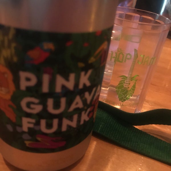 Пиво тюменское очаково. Bar 46. Bar 46. Ретро кафе хабаровск. Клиника боско неглинная 13.