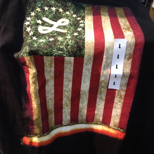 Zumiez Denver West Lakewood, CO