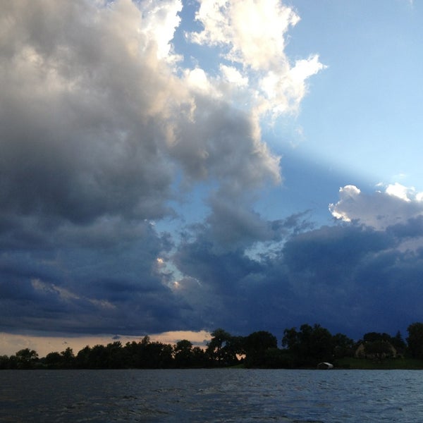 Lafayette Bay, Lake Lake in Beach
