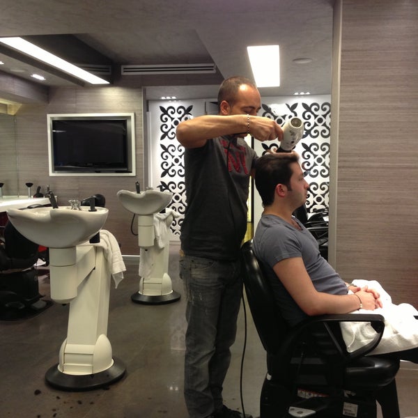 Salon Veysel Kultur Istanbul Istanbul