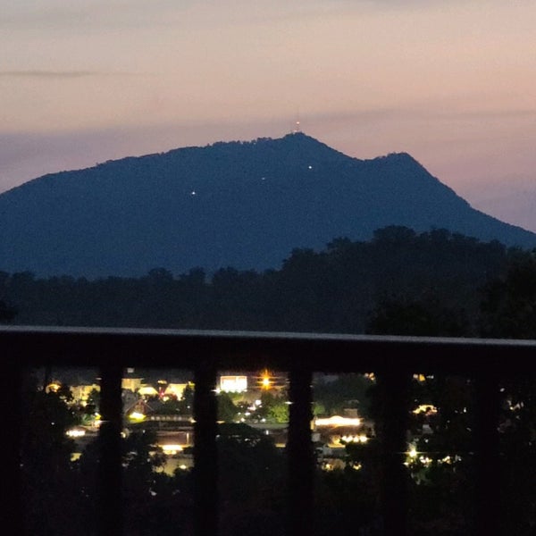 Foto tirada no(a) Wyndham Smoky Mountains por dj s. em 8/17/2020