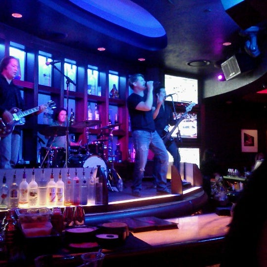 Photo taken at Blue Martini Lounge by Die K. on 11/10/2012
