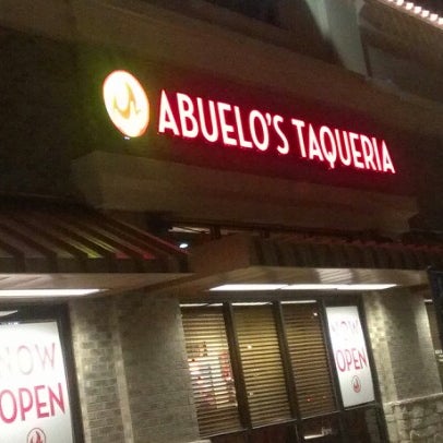 Photo taken at Abuelo&#39;s Taqueria by Leo F. on 12/14/2012