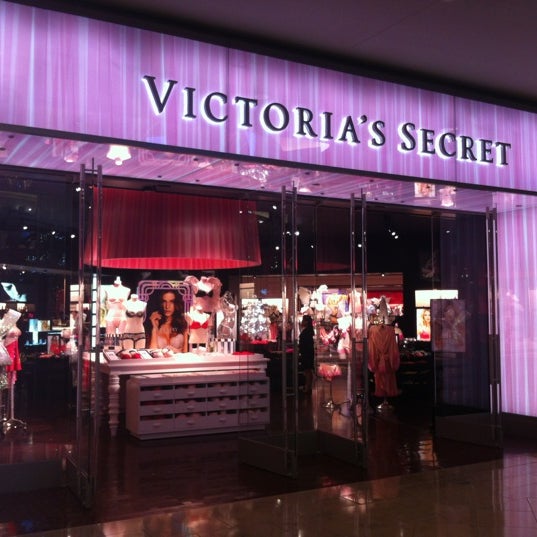 Victoria's Secret PINK - Tienda de lencería en Orlando