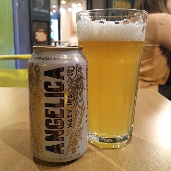 Foto tirada no(a) La Menuda - Craft Beer &amp; Crazy Food por anibal d. em 9/23/2019