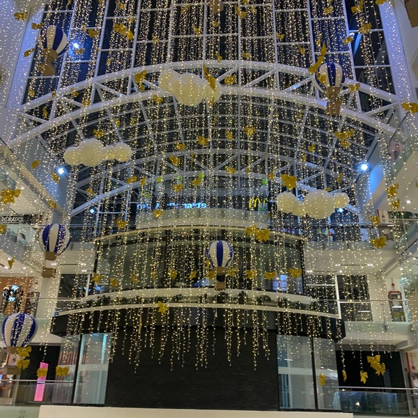 Foto diambil di Atlantis Plaza oleh Aníbal G. pada 11/24/2019