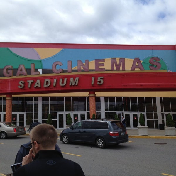 Regal Fox Run & RPX Newington, NH