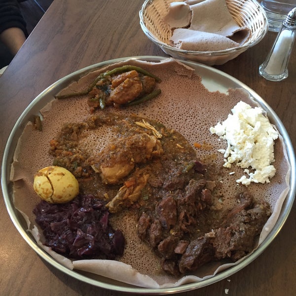 Photo taken at Ras Dashen Ethiopian Restaurant by Konstantin T. on 3/21/2015