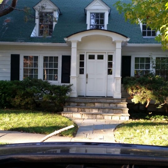 Reece And Nichols Realtors Southgate 7600 State Line Rd