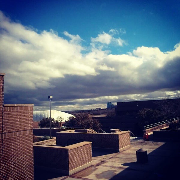 1/10/2013にAshley-Marie R.がNorth Lake Collegeで撮った写真