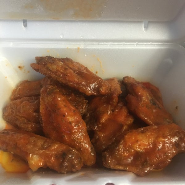 Larry's Famous Steaks & Hoagies Pizzeria in Lawncrest