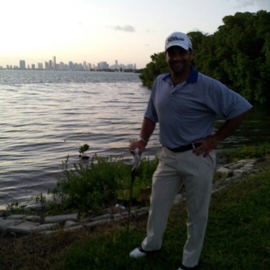 Das Foto wurde bei Crandon Golf at Key Biscayne von Mario C. am 10/13/2012 aufgenommen