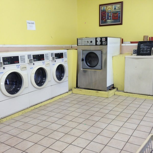 Tiny Bubbles Laundry Service in Mission District