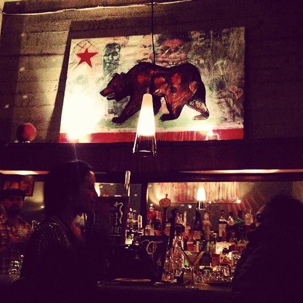 รูปภาพถ่ายที่ Olive Bar &amp; Restaurant โดย Michael D. เมื่อ 2/19/2014