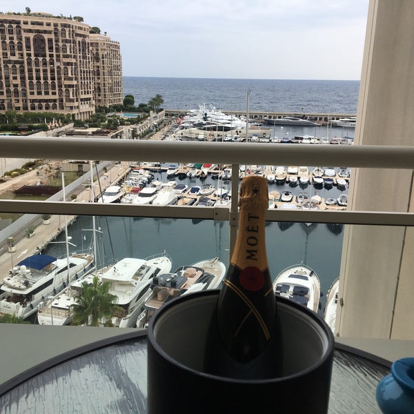Photo taken at Riviera Marriott Hotel La Porte de Monaco by Ieva Š. on 10/6/2016
