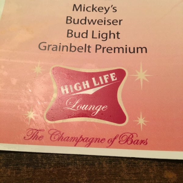 Photo prise au High Life Lounge par Cory G. le7/8/2016
